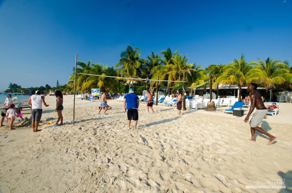 Hotel Henry Morgan All Inclusive West Bay Exterior photo